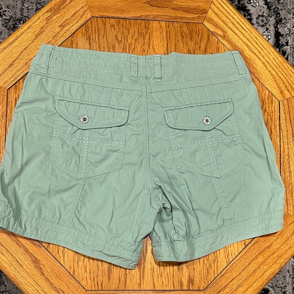 *KUHL* Sage Green Cargo Cabo Shorts Size 6 - Picture 5 of 6